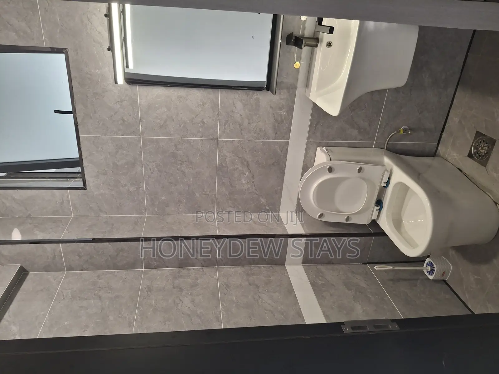 5br Luxury Airbnb With Pool Gym in Kileleshwa in Kileleshwa
