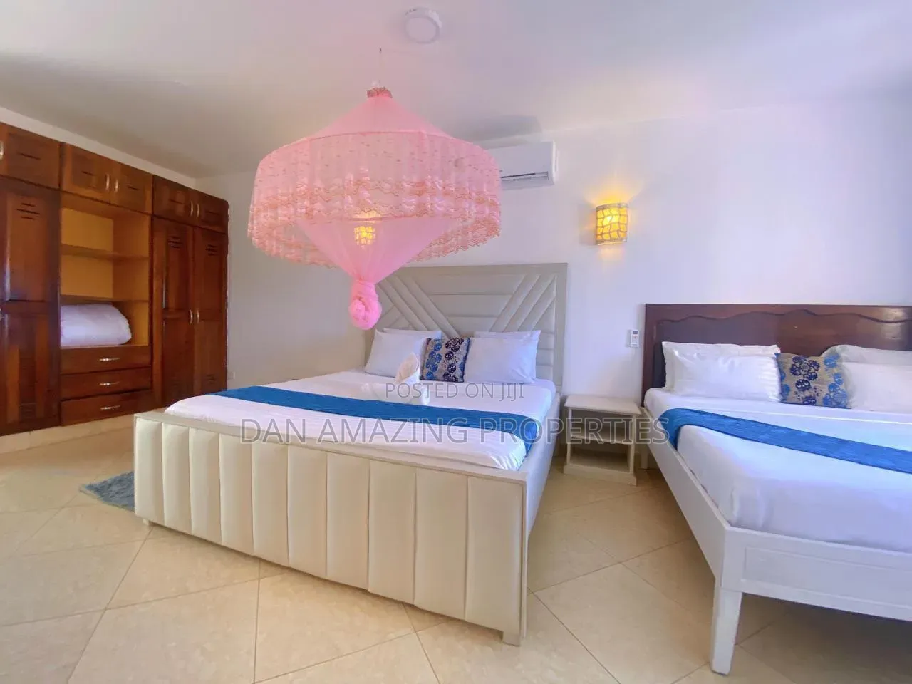 2 Bedrooms Mombasa Shanzu for Daily Rent Beach Front in Shanzu