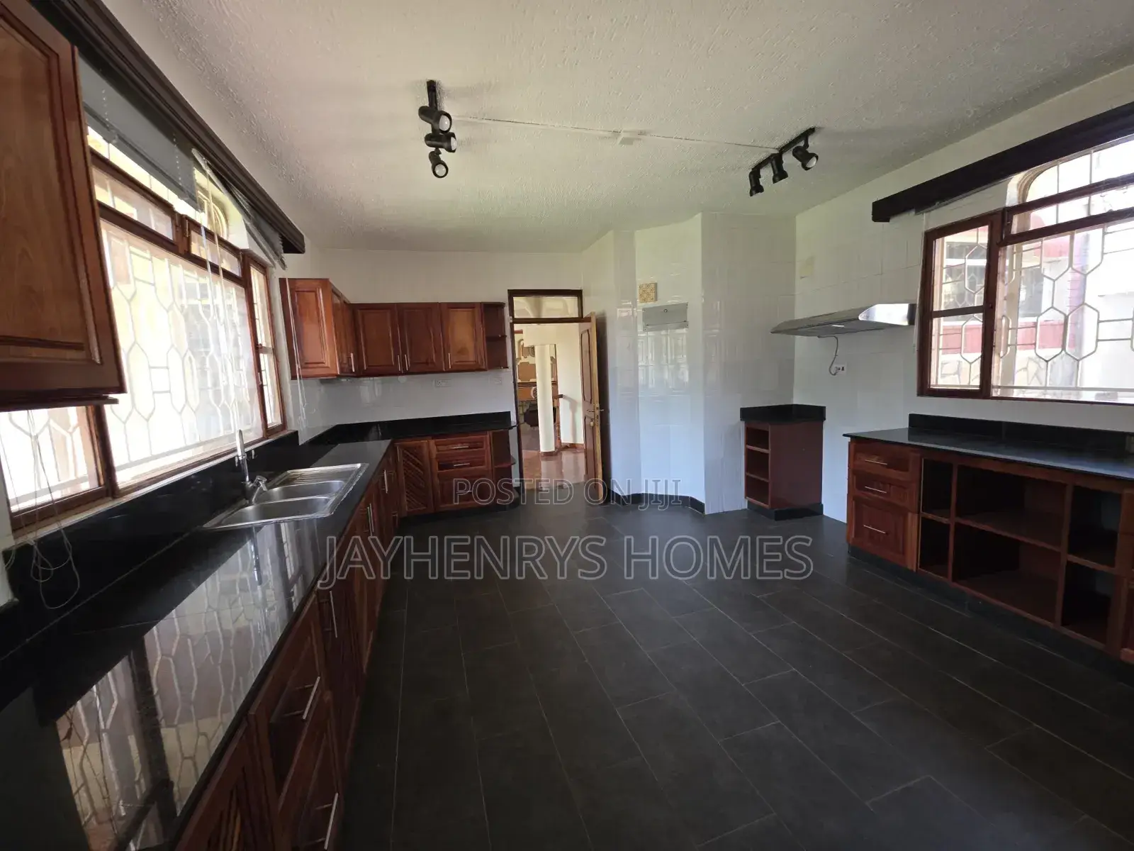 5bdrm House in Runda for sale in Runda