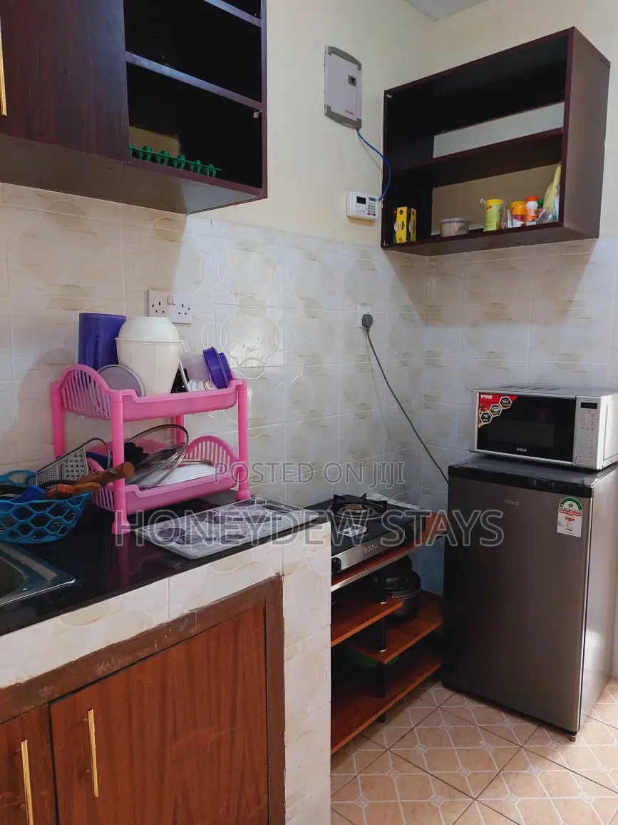 Spacious Furnished Studio in Kitengela Balozi Road With Fast Wifi in Kitengela