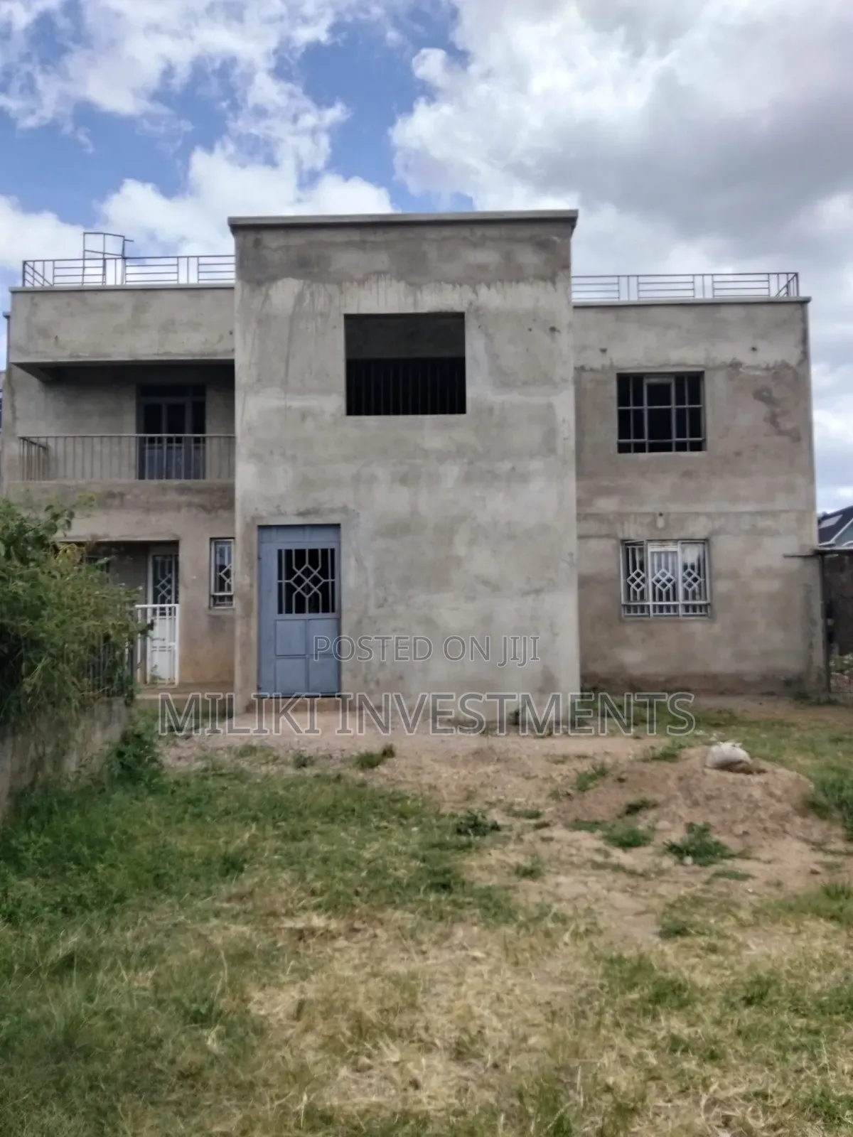 5bdrm Maisonette in Golfview, Bendor Estate for sale in Bendor Estate