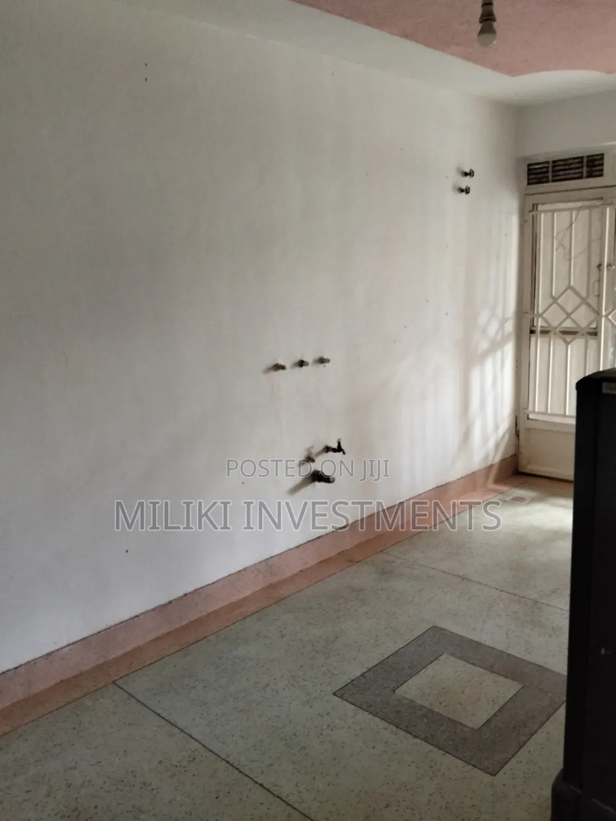 5bdrm Maisonette in Golfview, Bendor Estate for sale in Bendor Estate