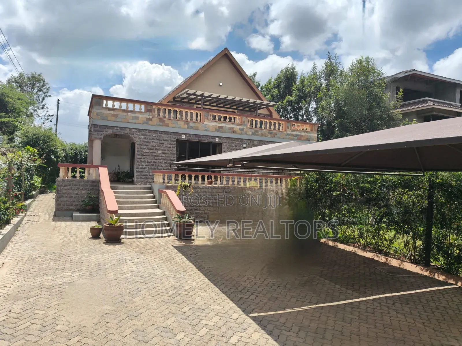 4bdrm Maisonette in Kerarapon Drive for sale in Kerarapon