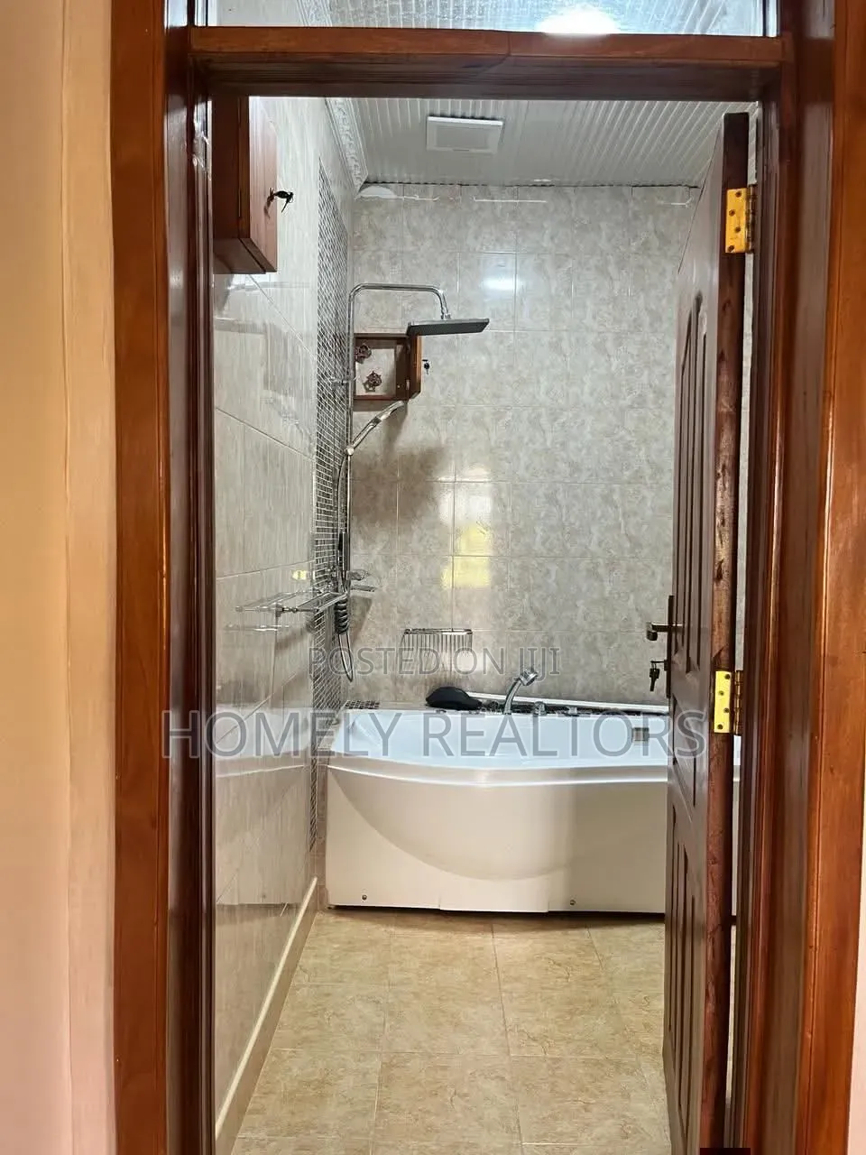 4bdrm Maisonette in Kerarapon Drive for sale in Kerarapon