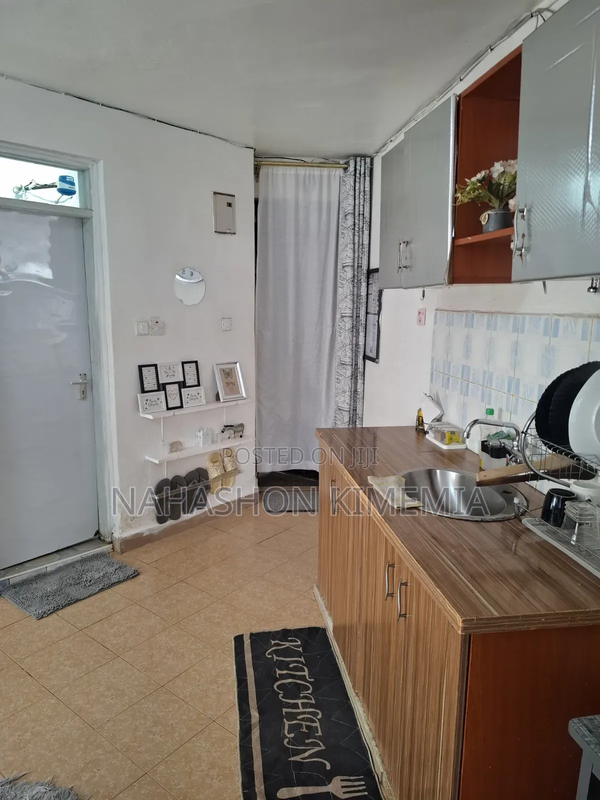 Cozy Home Away From Home Studio Bnb Trm Drive Roysambu Thika Road in Roysambu