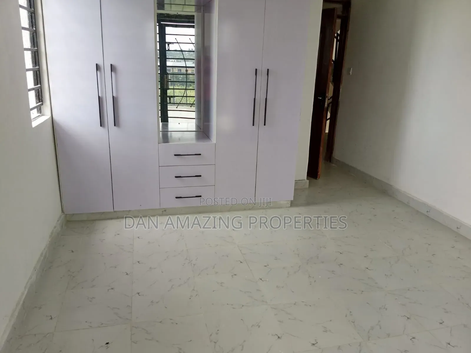 4bdrm Maisonette in Magadi Rd, Kiserian for sale in Kiserian