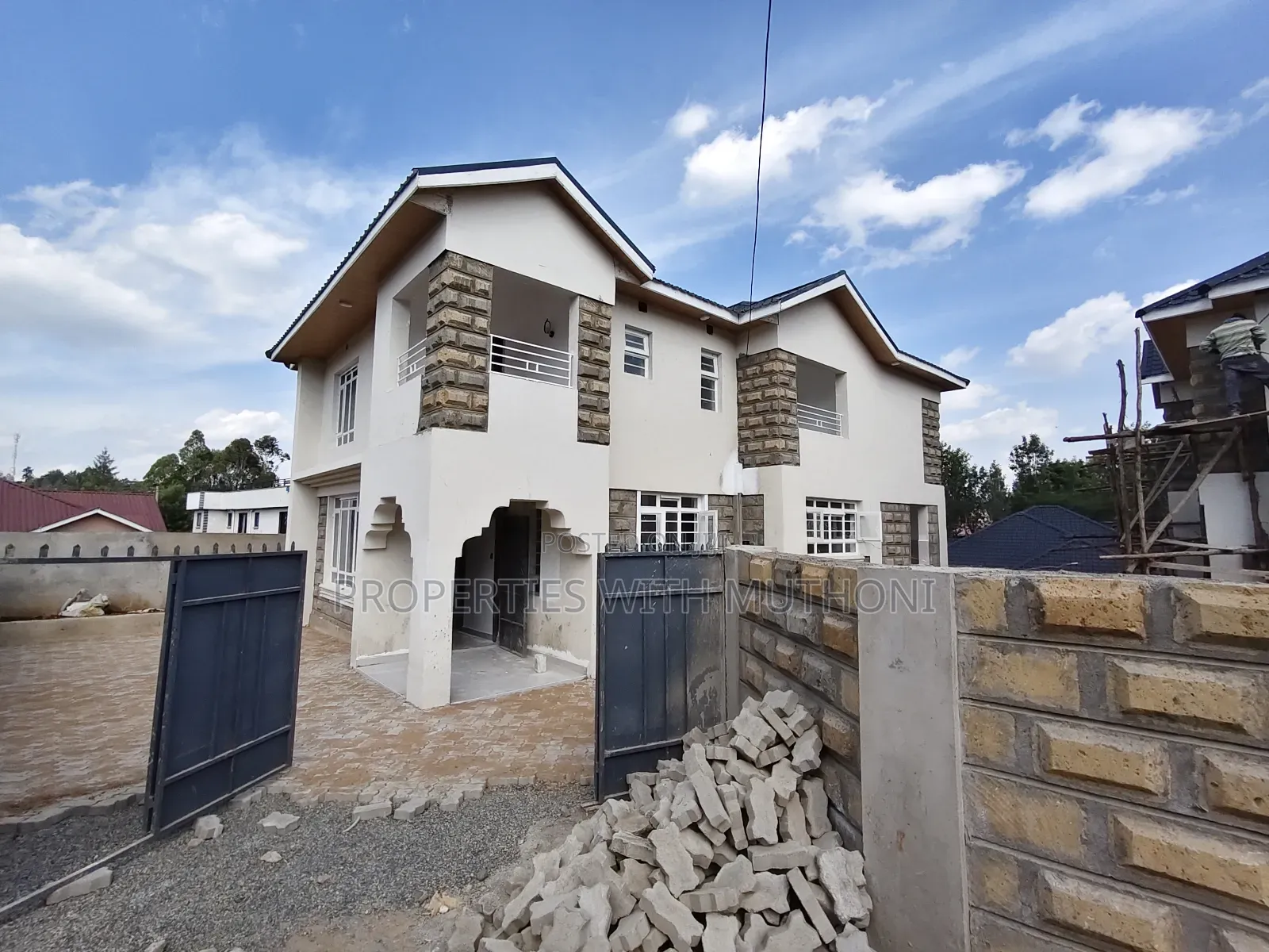 4bdrm Maisonette in Ol Keri for sale in Ol Keri