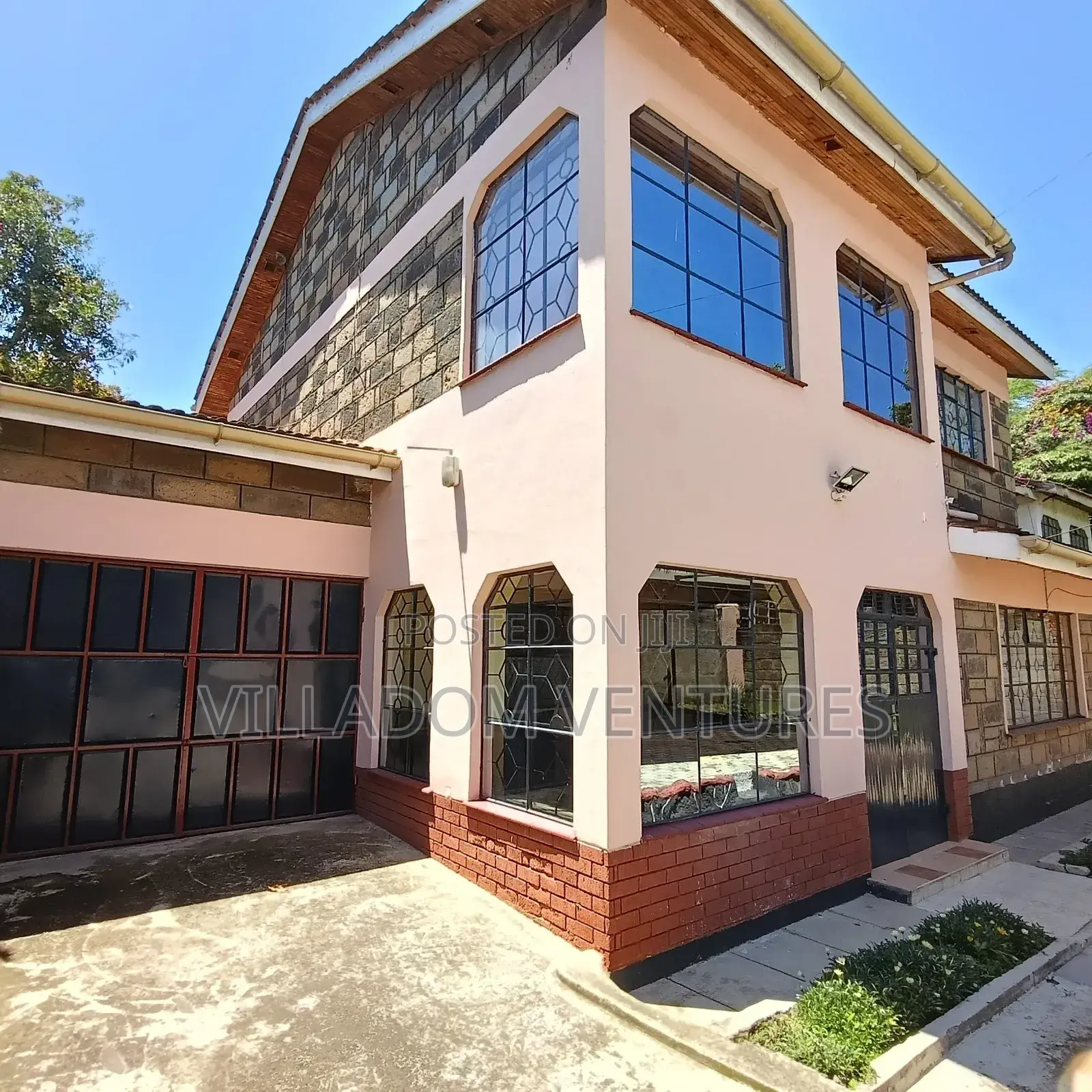 4bdrm Maisonette in Hyrax Courts, Nakuru Town East for sale in Nakuru Town East