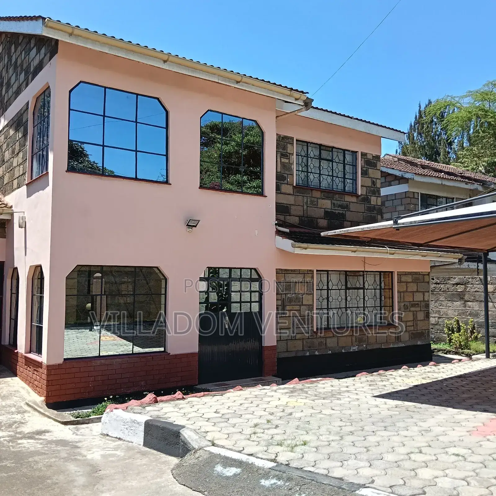 4bdrm Maisonette in Hyrax Courts, Nakuru Town East for sale in Nakuru Town East