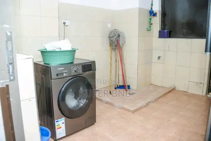 Furnished Airbnb 3/4 Bedroom Parklands 3rd Avenue Aga Khan Hospital in Parklands/Highridge