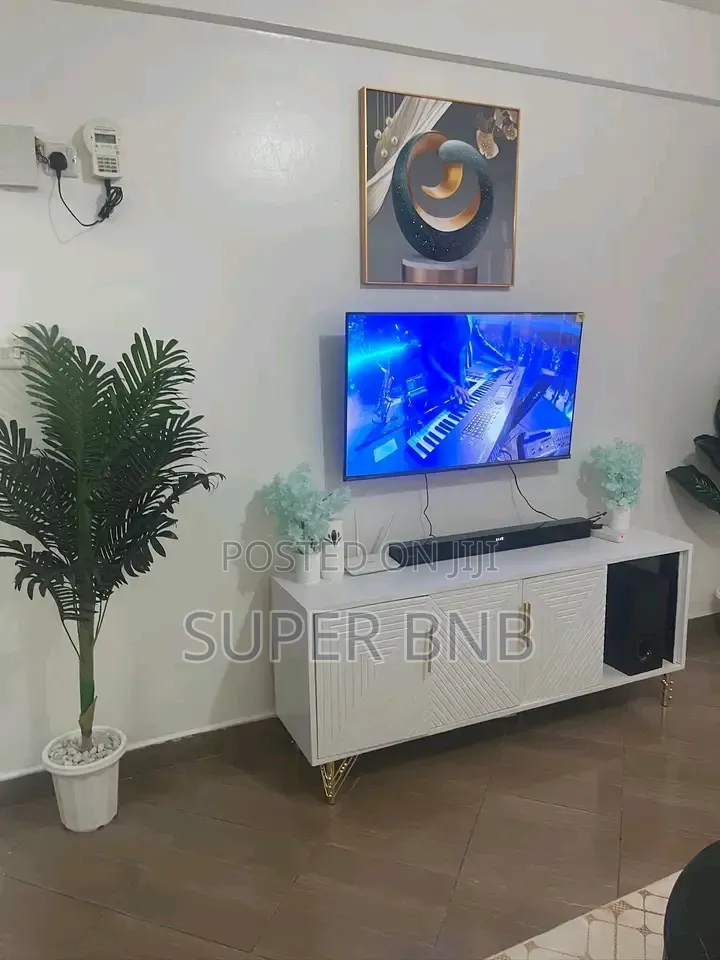 Beautiful 2 3 Bedroom Airbnb in Ruaka in Ruaka