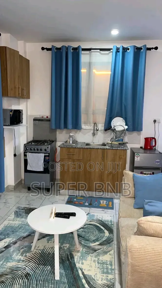 Cozy Modern Studio Airbnb in Membley Oj Ruiru. in Kamakis