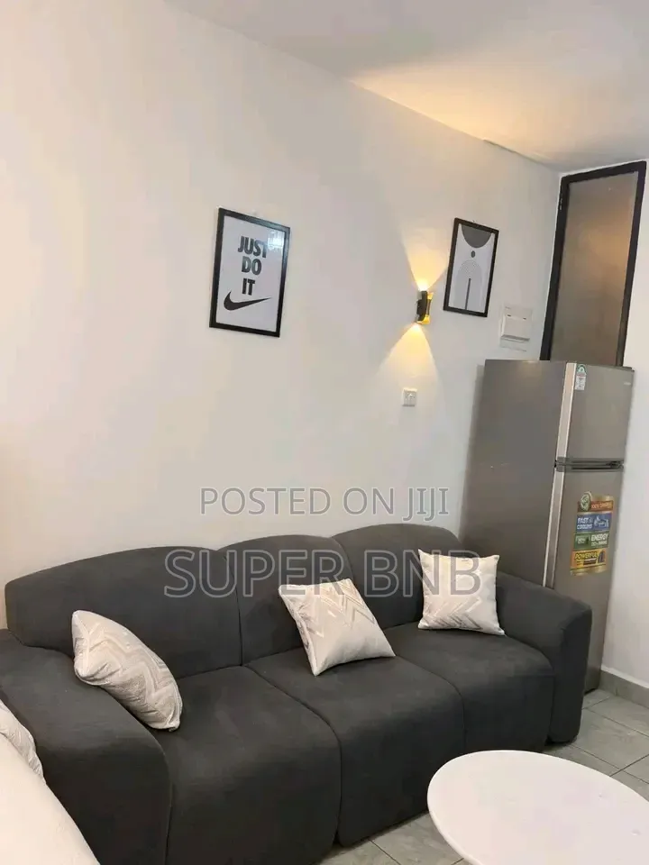 Airbnb Roysambu,Trm, Tsavo Royal Suburbs Studio Day Rest -3 HRS in Roysambu