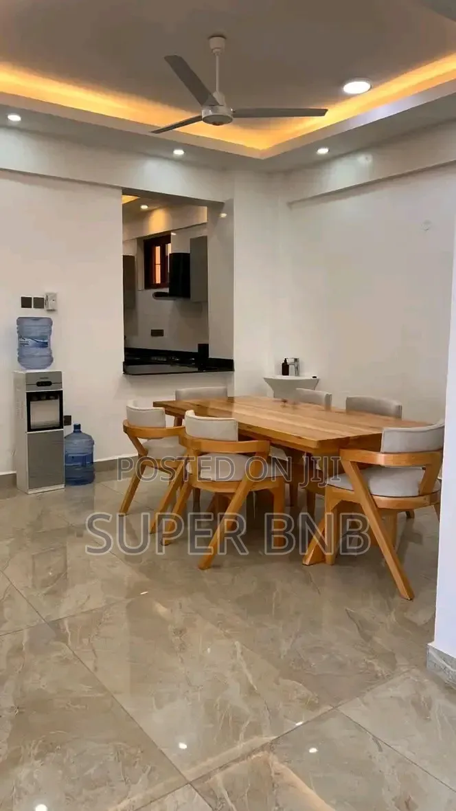 Stunning 1 Bedroom Airbnb Apartment in Westlands Nairobi Sarit Centre in Gigiri