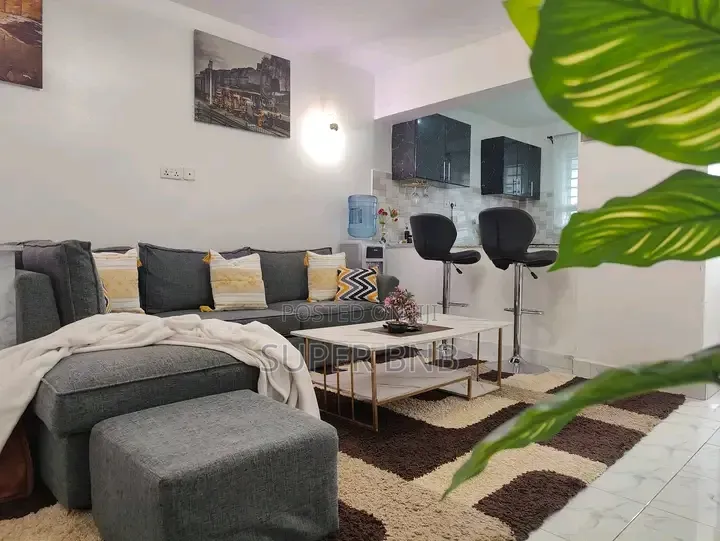 2 Bedroom Airbnb in Membly or a Comfortable 1 Bedroom Eastern Bypass in Membley Estate