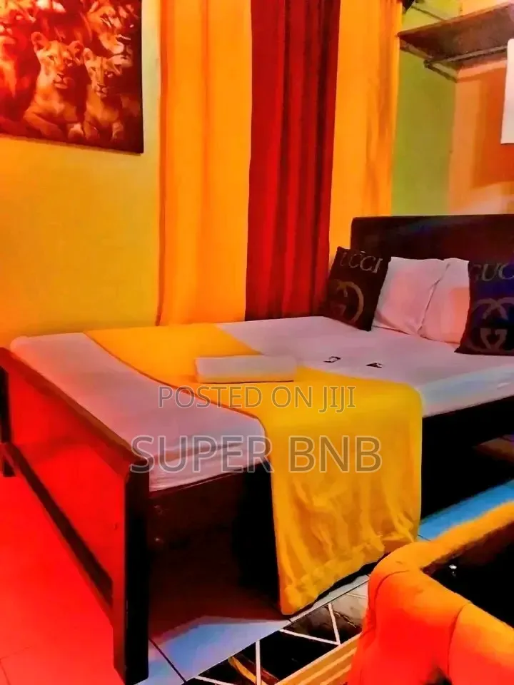 Studio Airbnb Donholm Phase8 Opposite Greenspan Mall in Greenspan