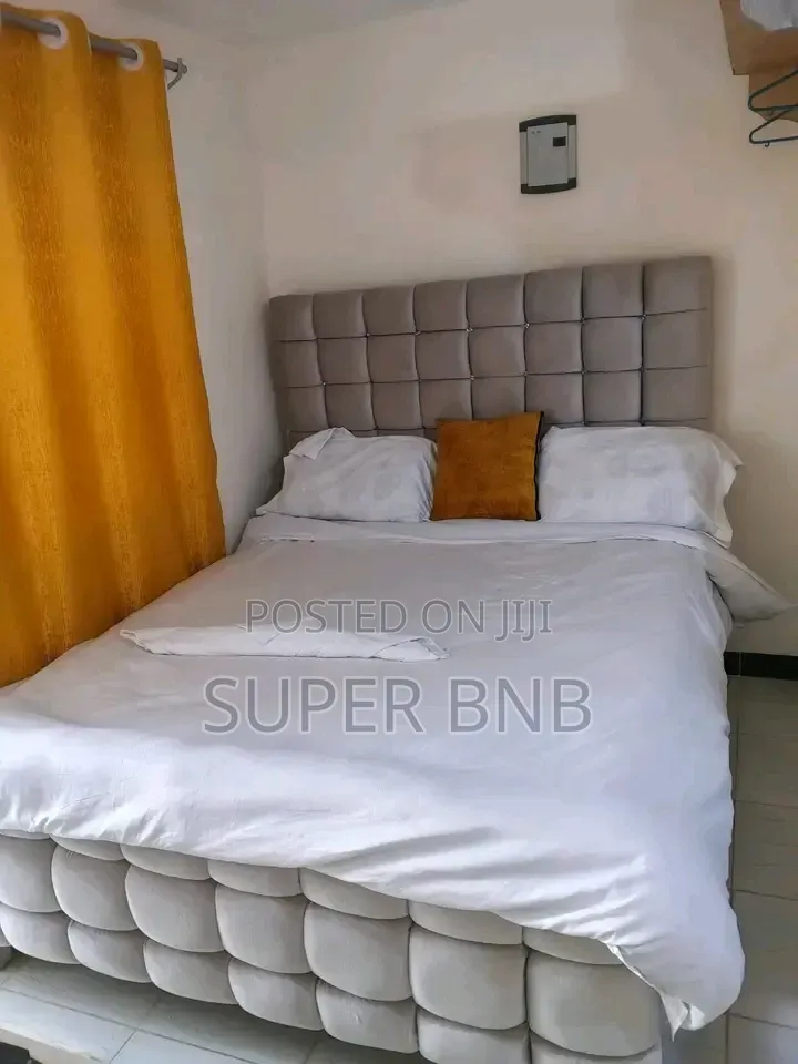 Studio Airbnb in Utawala-Astrol, Astrol Petrol Station. in Complex Utawala