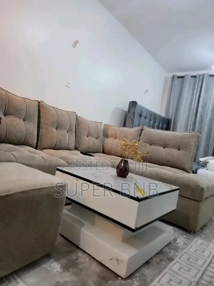 Airbnb Roysambu.Thika Road
Lumumba Drive, Mirema Drive.1 BDRM Studi in Kamakis
