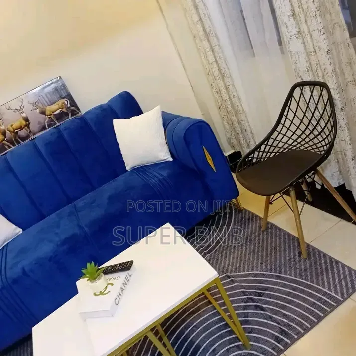 Thika Town | Elegant 1-Bedroom Airbnb (Instant Check-In) in Nairobi Central