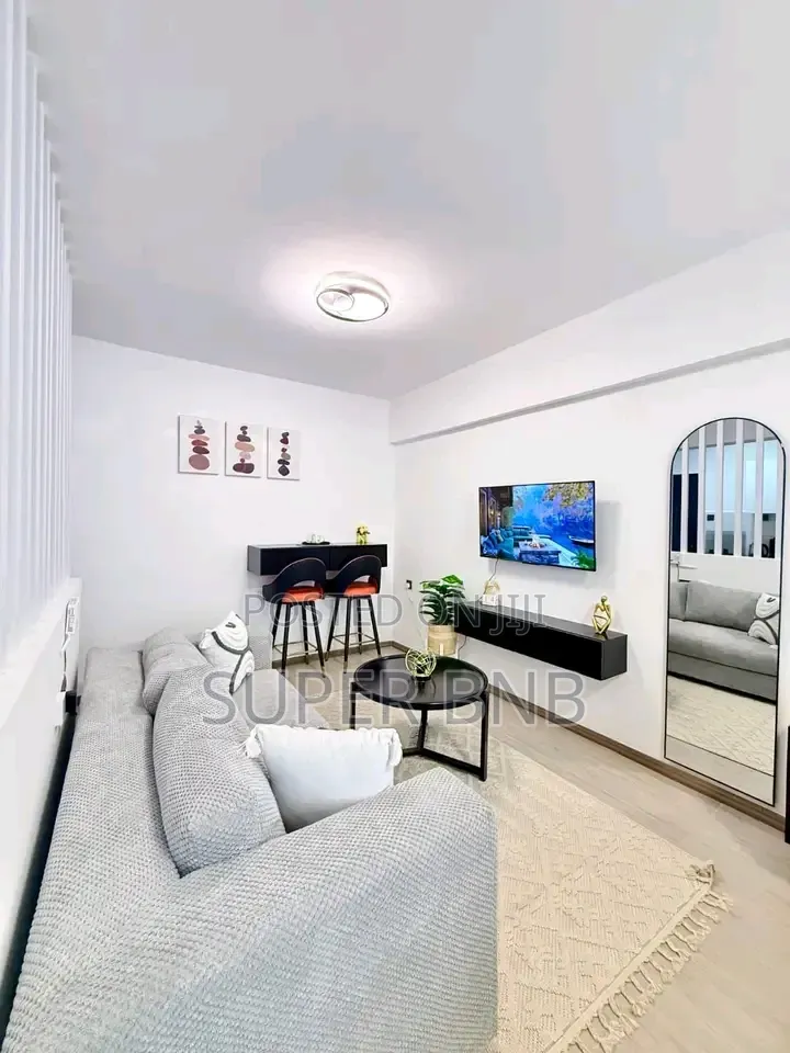 Hstudio Airbnb in Kilimani,Nairobi Kenya
Golden Mango Heights in Nairobi Central