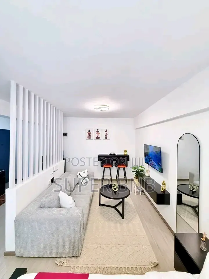 1 Bedroom Airbnb in Kilimani,Nairobi
At Golden Mango Heights in Hurlingham