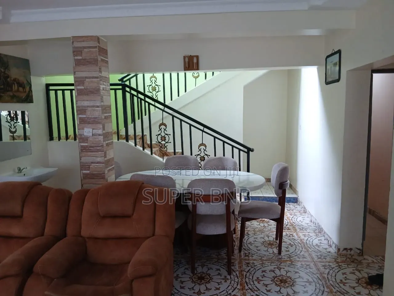4 Bedroom Own Compound Airbnb For Partying Wedding Babyshower in Ruaka