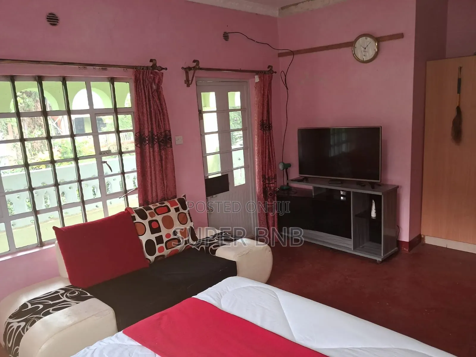 4 Bedroom Own Compound Airbnb For Partying Wedding Babyshower in Ruaka