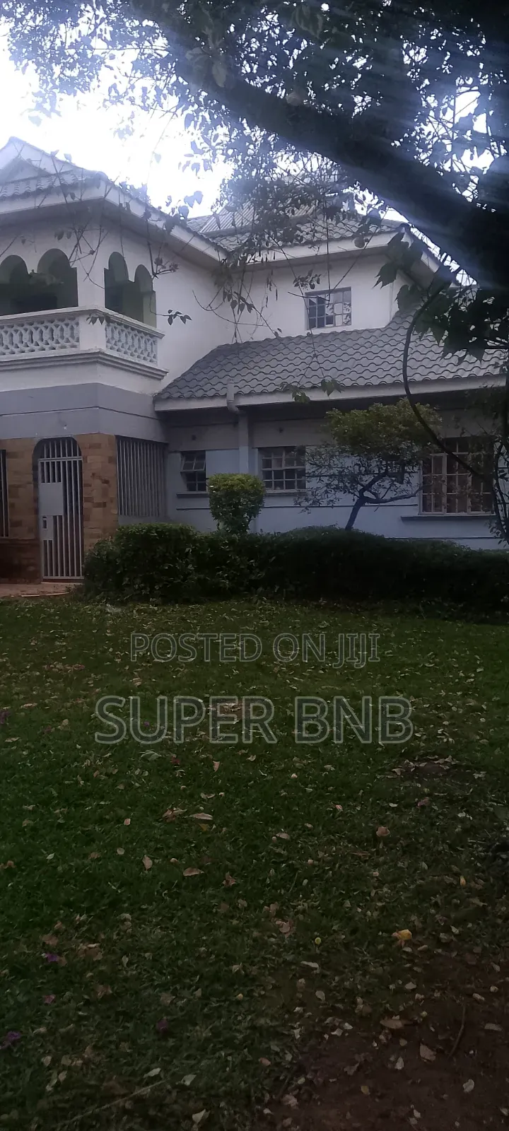 4 Bedroom Own Compound Airbnb For Partying Wedding Babyshower in Ruaka