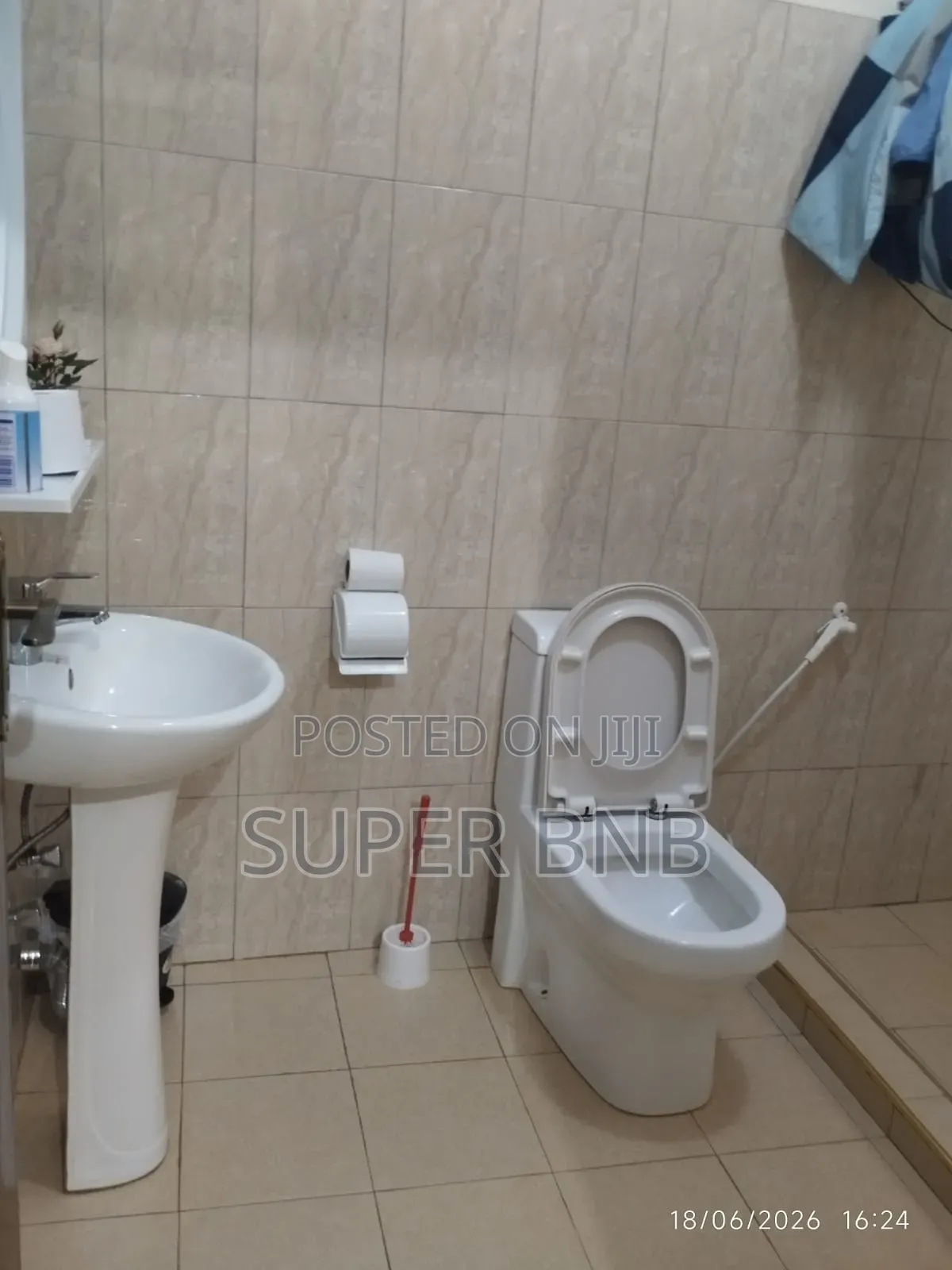 Modern Furnished 4 Bedroom for Partying Wedding Arrangements in Nairobi Central