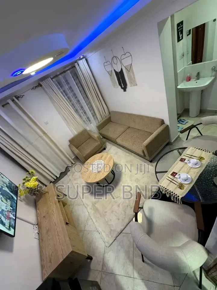 1 , 2-Bedroom Gem* Behind GreenSpot Gardens Eastern Bypass in Muthangari