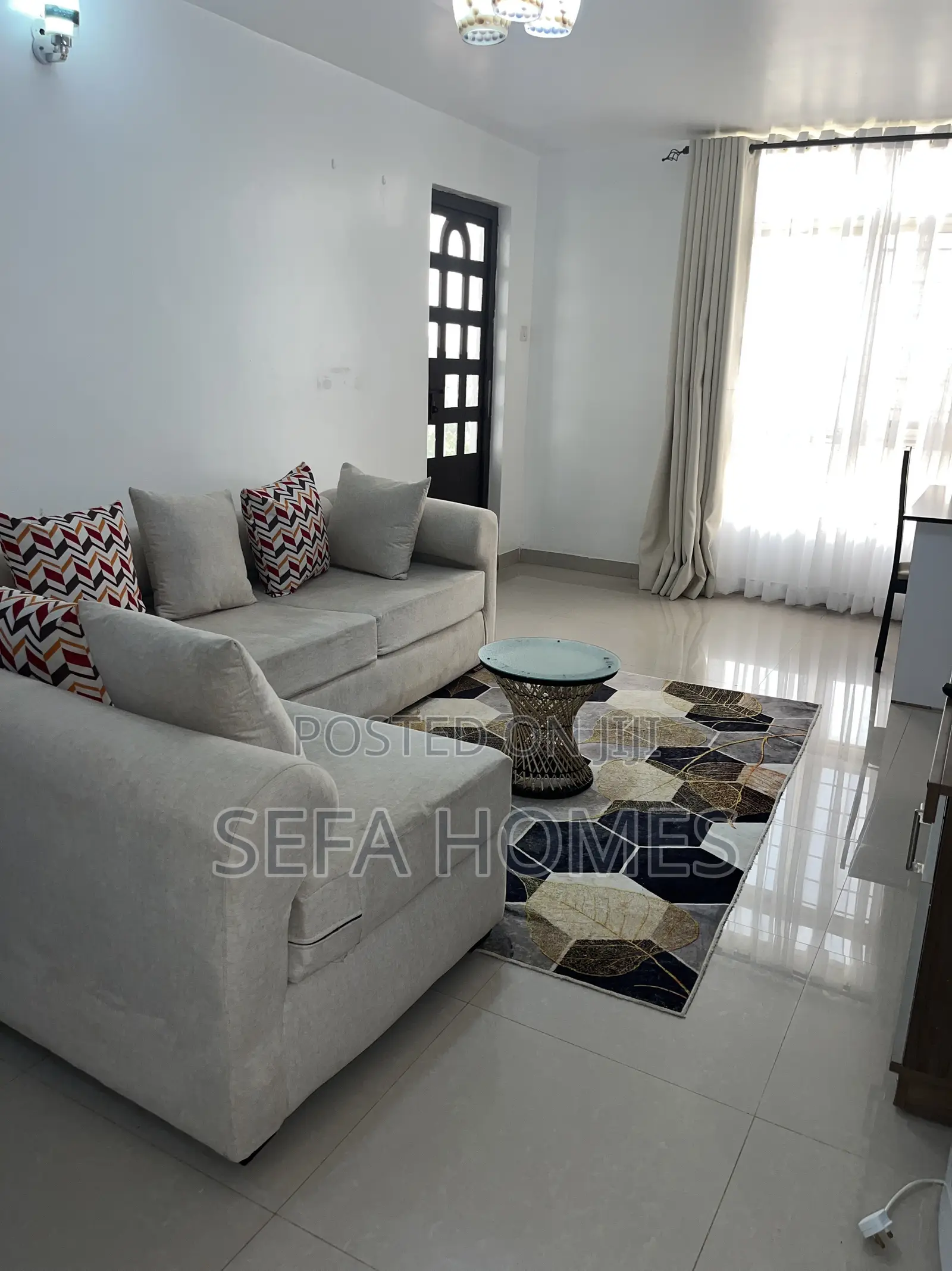 Stylish One Bedroom Airbnb in Ruaka Joyland in Ruaka