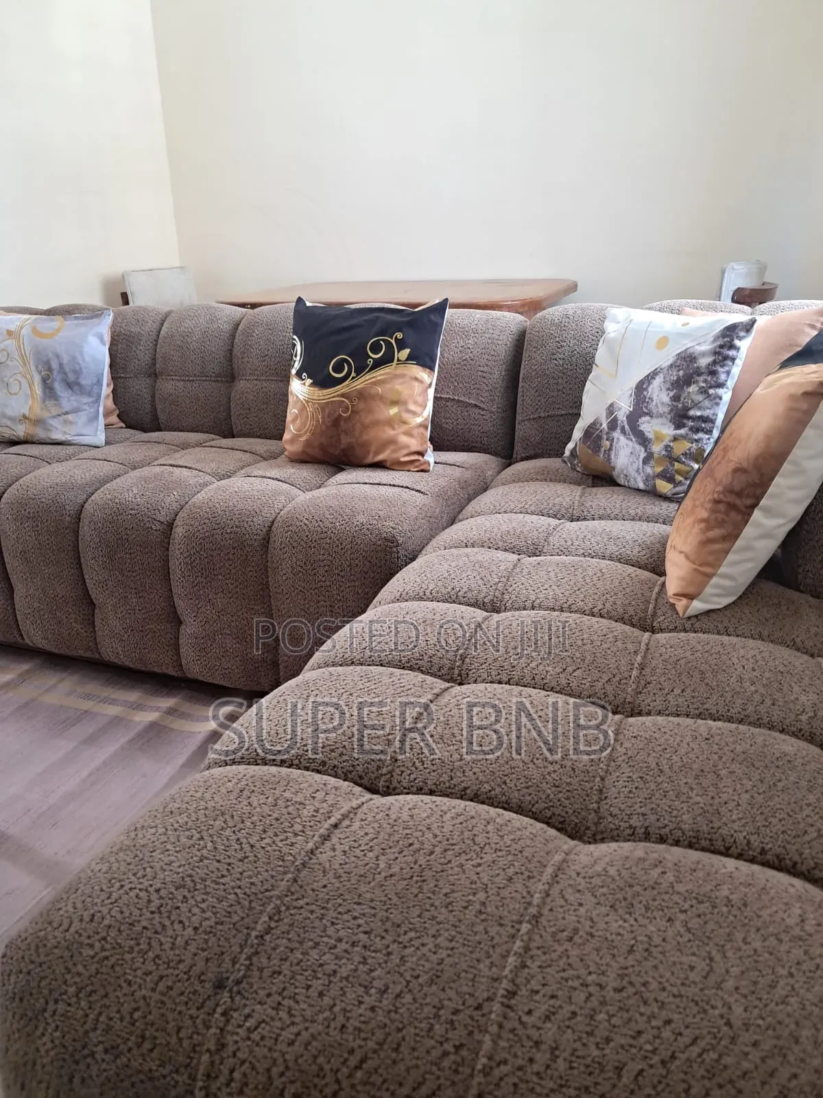 Airbnb in Kamakis for 2 HRS in Kamakis