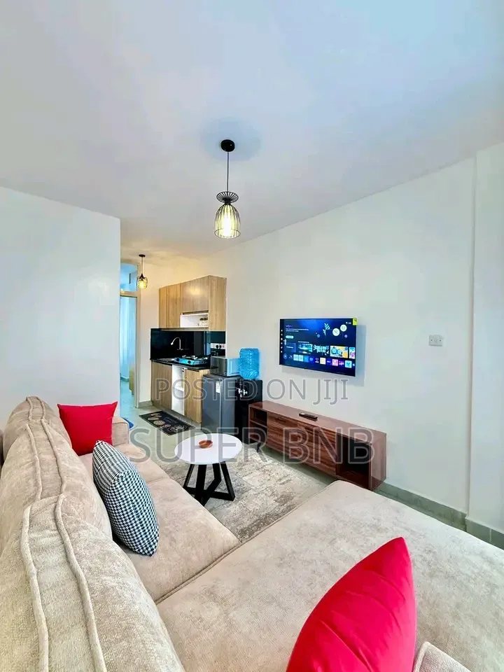 Cosy 1 Bedroom Airbnb Kamakis Eastern Bypass 1hrs Rate in Kamakis