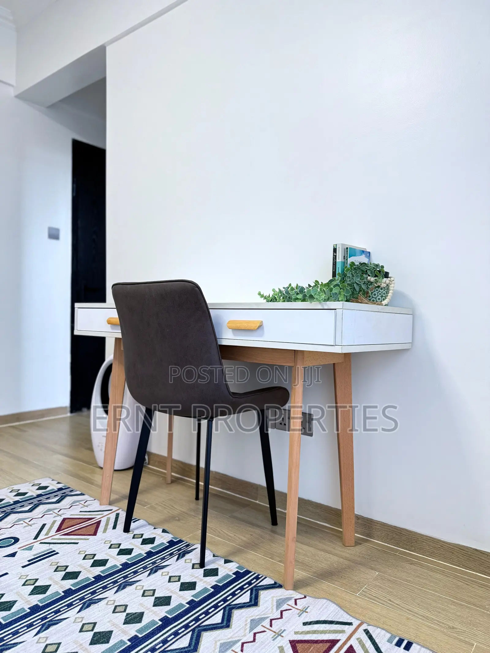 Cozy Two Bedroom Apartment for Short Stay in Marina Bay in Westlands
