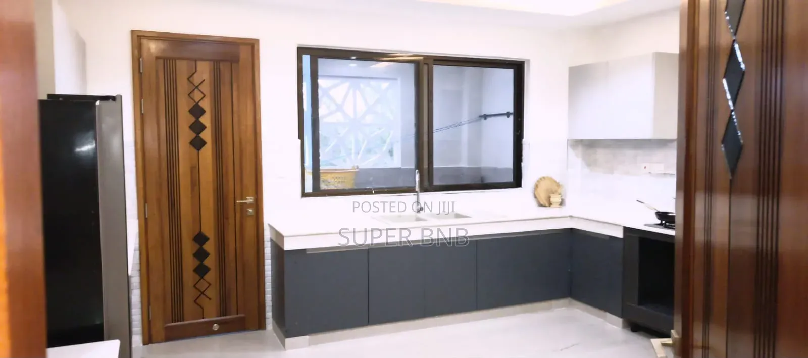 2 Bedroom Apartments in Westland Cosy and Beautiful Scenery in Spring Valley