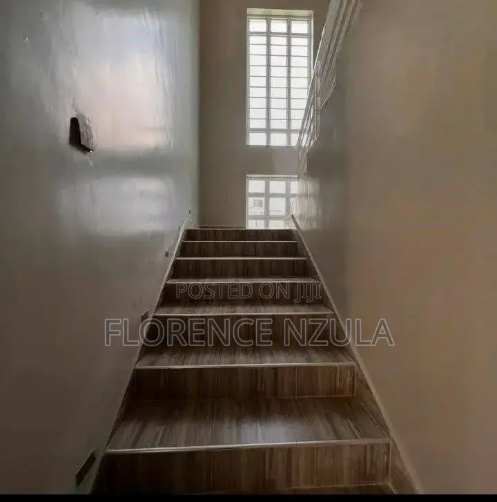 4bdrm Maisonette in Ol Keri for sale in Ol Keri