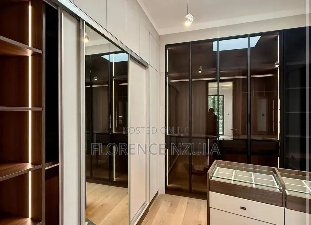 5bdrm Mansion in Hardy for sale in Hardy
