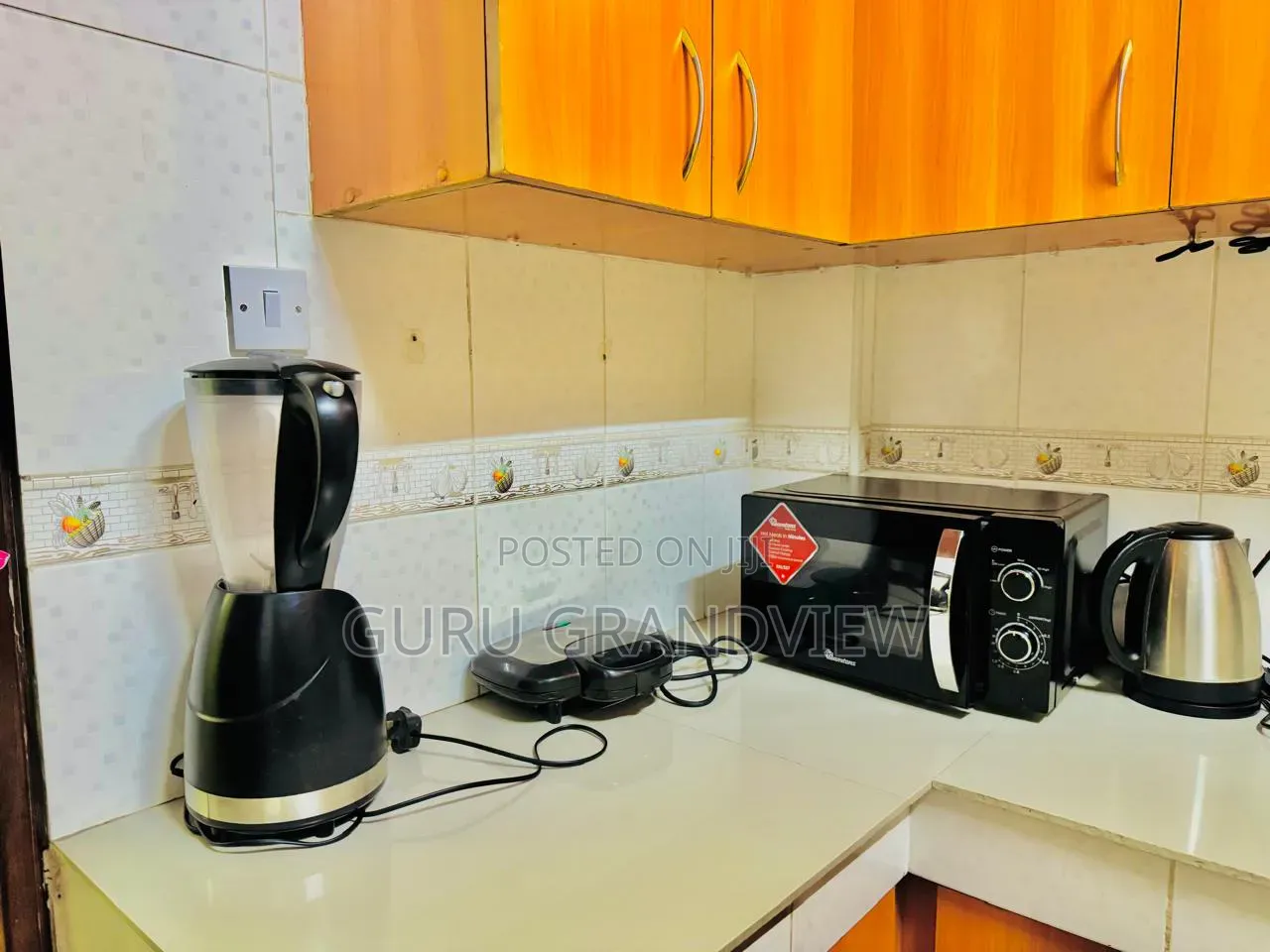 Roasters Modern 1 2br Airbnb in Allsops