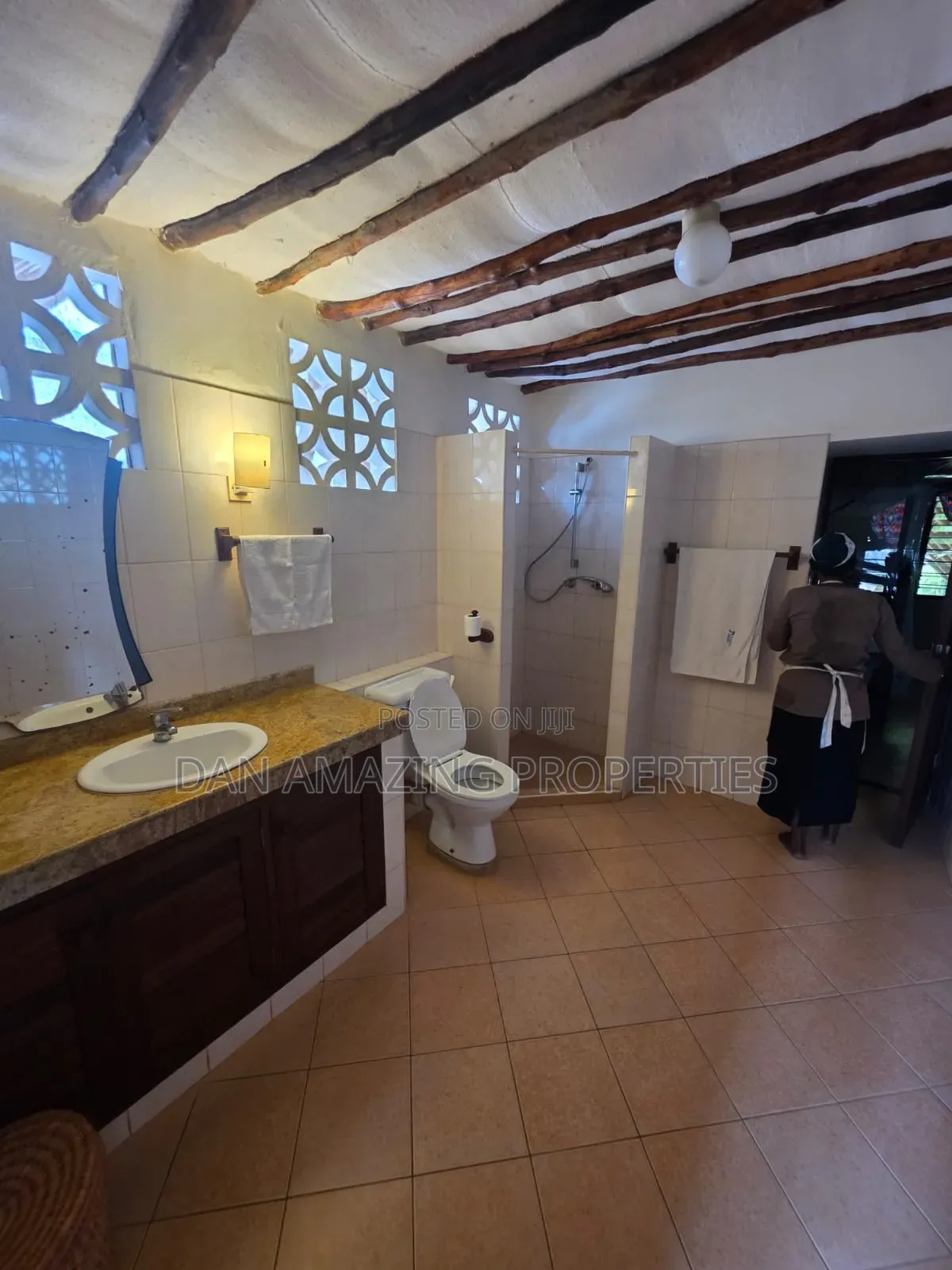 Furnished 6bdrm Villa in Kanuu Area, Diani for sale in Diani