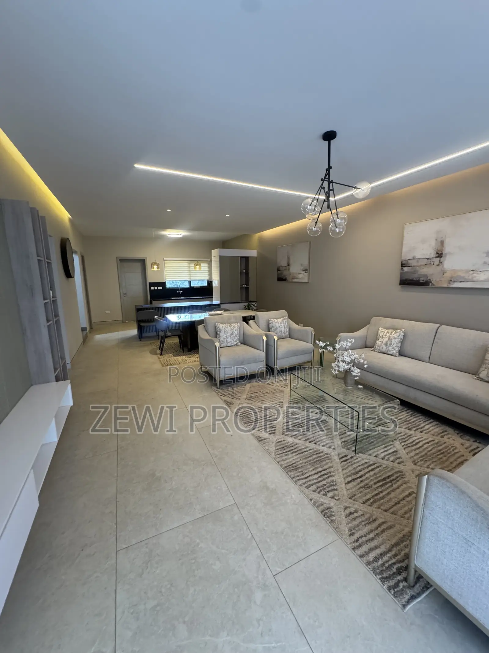 4bdrm Maisonette in Phenom Estate for sale in Phenom Estate