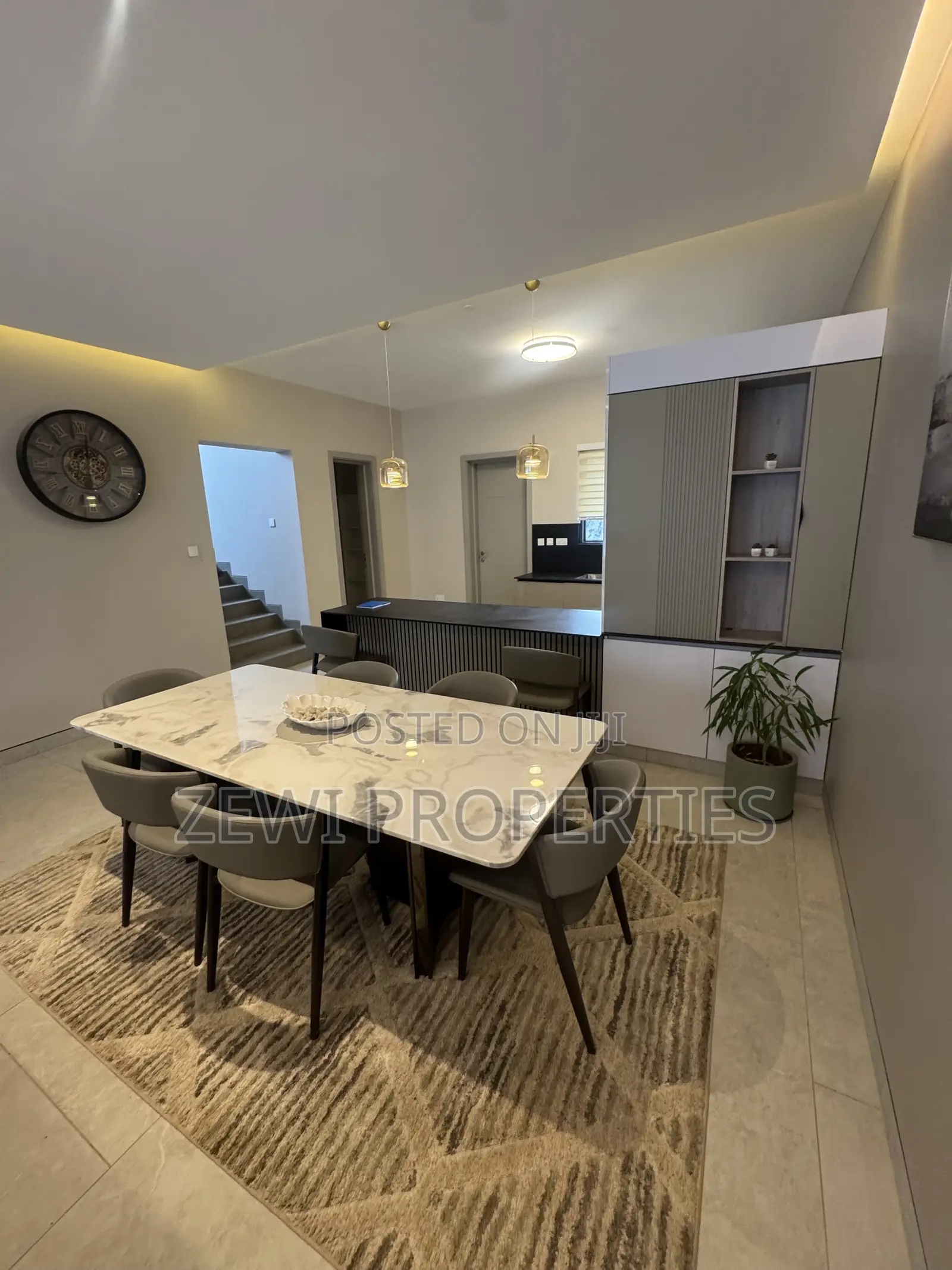 4bdrm Maisonette in Phenom Estate for sale in Phenom Estate