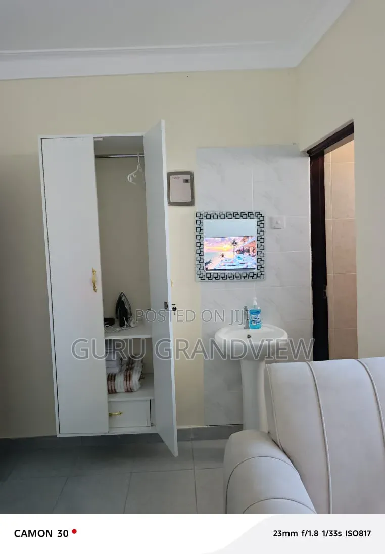 Changamwe Studio Airbnb Near Airport in Magongo