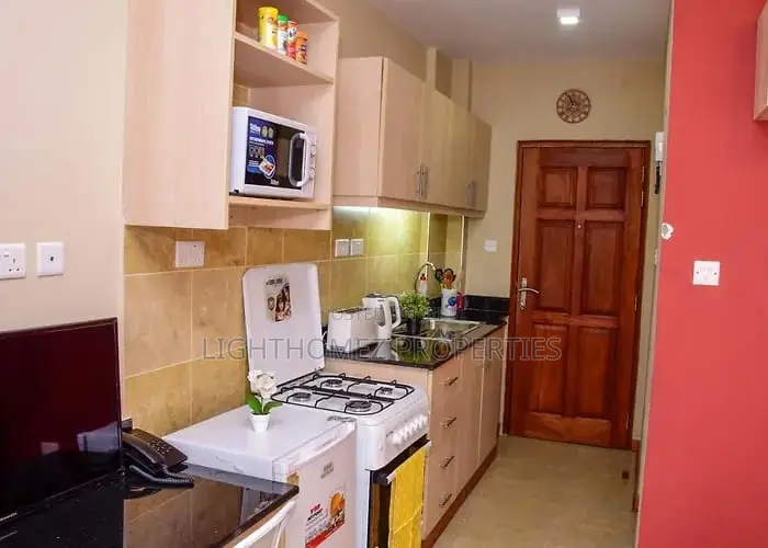 Lofty Modern Studios Apartment Nairobi West Opp Nyayo Staduim in Madaraka