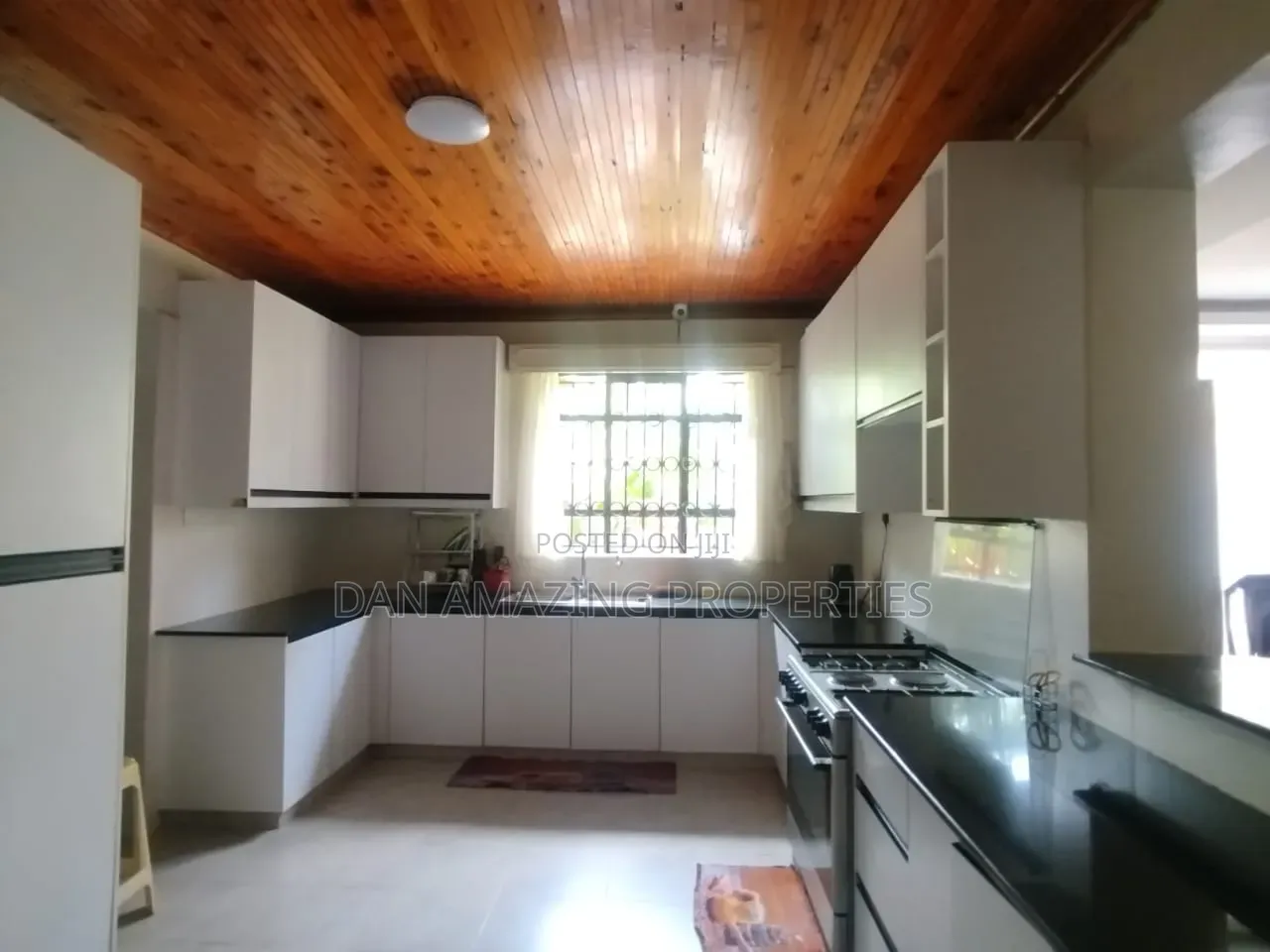6bdrm Maisonette in Karen On 1 Acre, Hardy for sale in Hardy