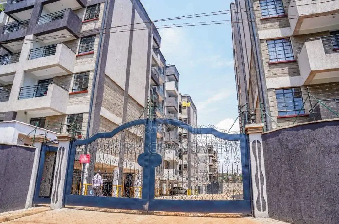 Waiyaki Way Studio Airbnb With Swimming Pool in Kinoo