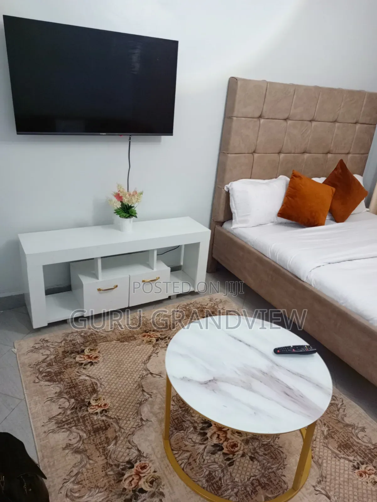 Waiyaki Way Studio Airbnb With Swimming Pool in Kinoo