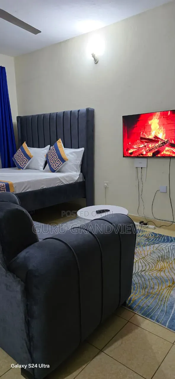 Bamburi Fisheries Studio Airbnb Ith Balcony in Bamburi Beach