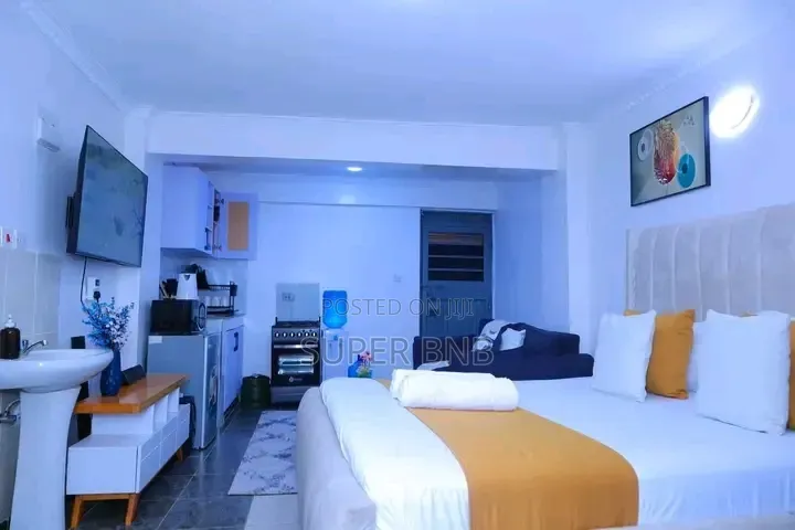 Bypass Kamakis, Crown Z Towers, Opposite Quickmart
Studio Airbnb in Kamakis