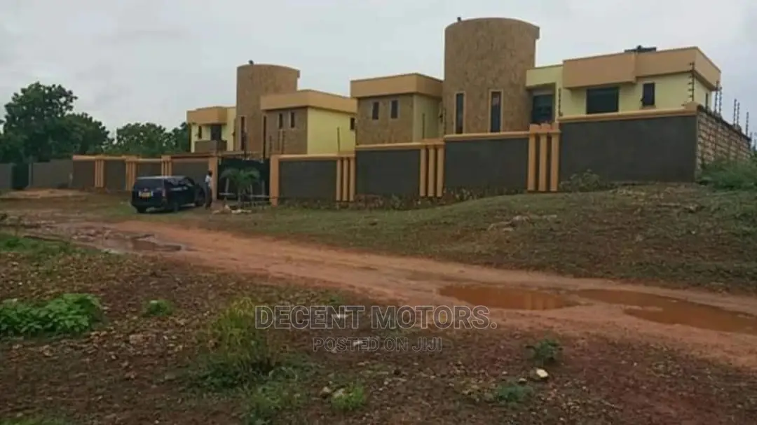 Elegant Mtwapa Villa: Your Coastal Haven in Kenya in Mvita