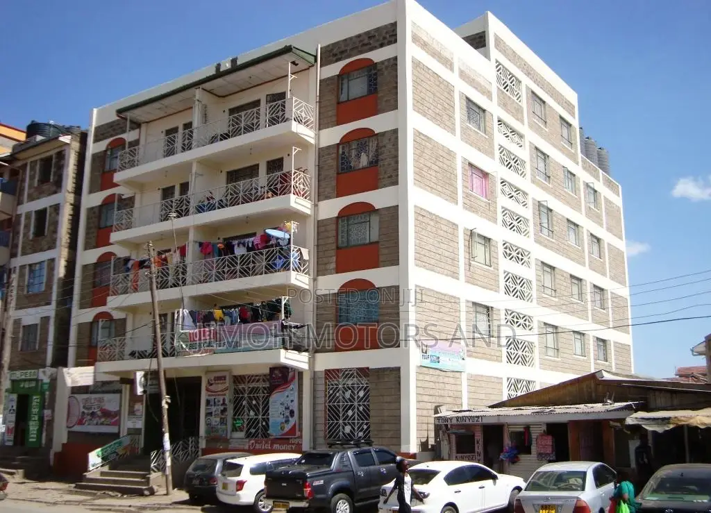 Find Your Dream Flat for Sale - Start Your Search Today! in Parklands/Highridge